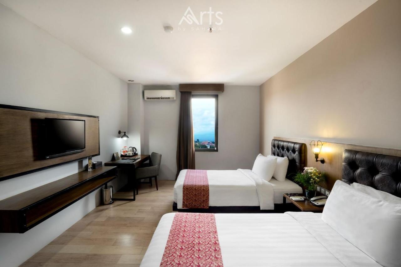 Grand Kangen Hotel Urip Sumoharjo Yogyakarta Buitenkant foto